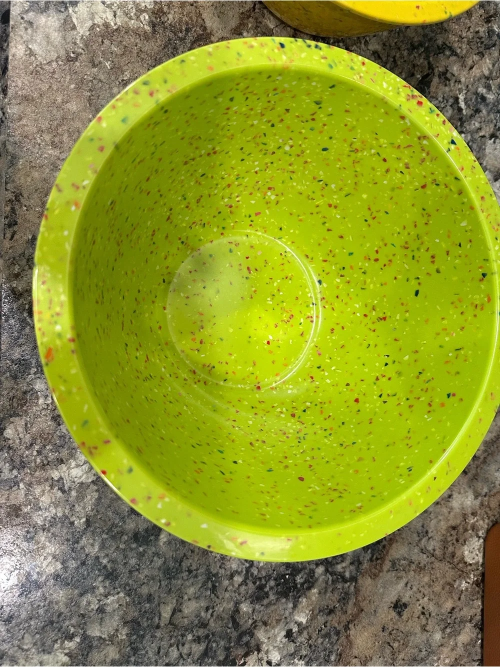 Pre-Owned: Zak! Melamine Confetti Nesting Mixing Bowls - Green, Yellow, Pink